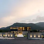 Mirabilis Boutique Hotel
