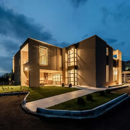 Mirabilis Boutique By Panel Hospitality